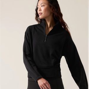 Athleta polartech black sweatshirt